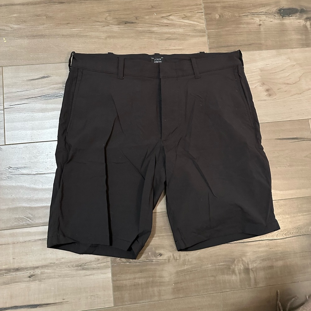 J. Crew 9” Mens Tech Shorts